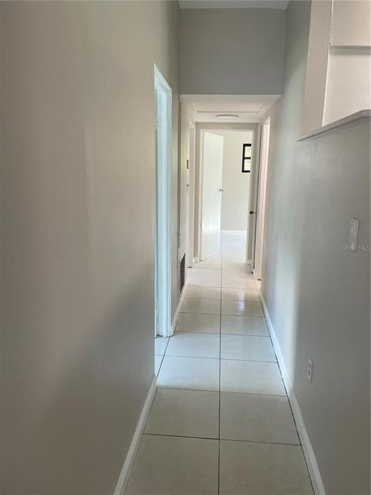 For Rent: $1,995 (3 beds, 1 baths, 1051 Square Feet)