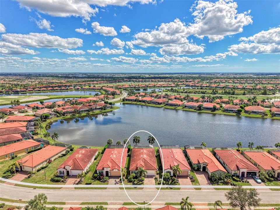 For Sale: $825,000 (3 beds, 3 baths, 2378 Square Feet)