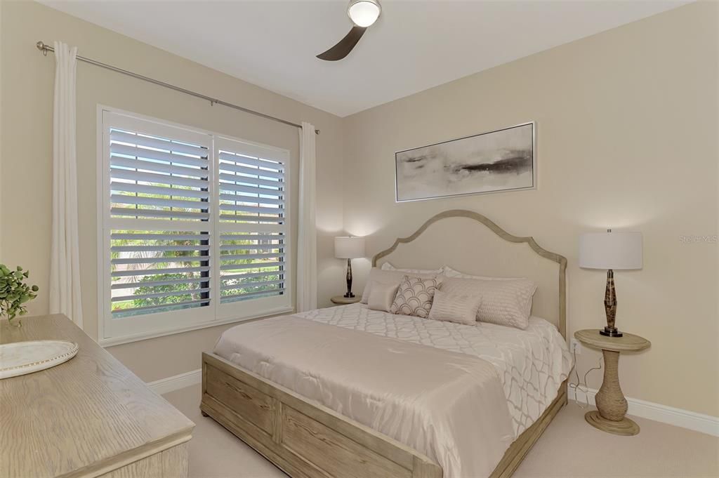 For Sale: $825,000 (3 beds, 3 baths, 2378 Square Feet)