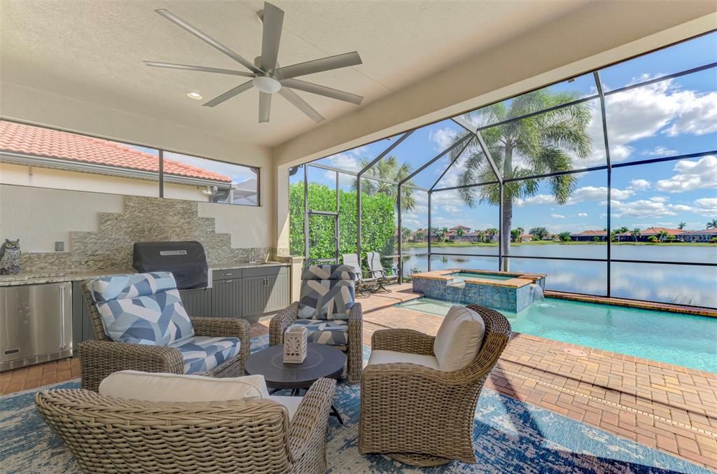 For Sale: $825,000 (3 beds, 3 baths, 2378 Square Feet)