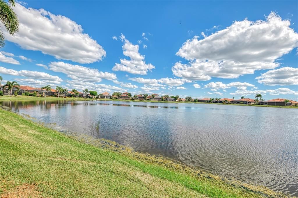 For Sale: $825,000 (3 beds, 3 baths, 2378 Square Feet)
