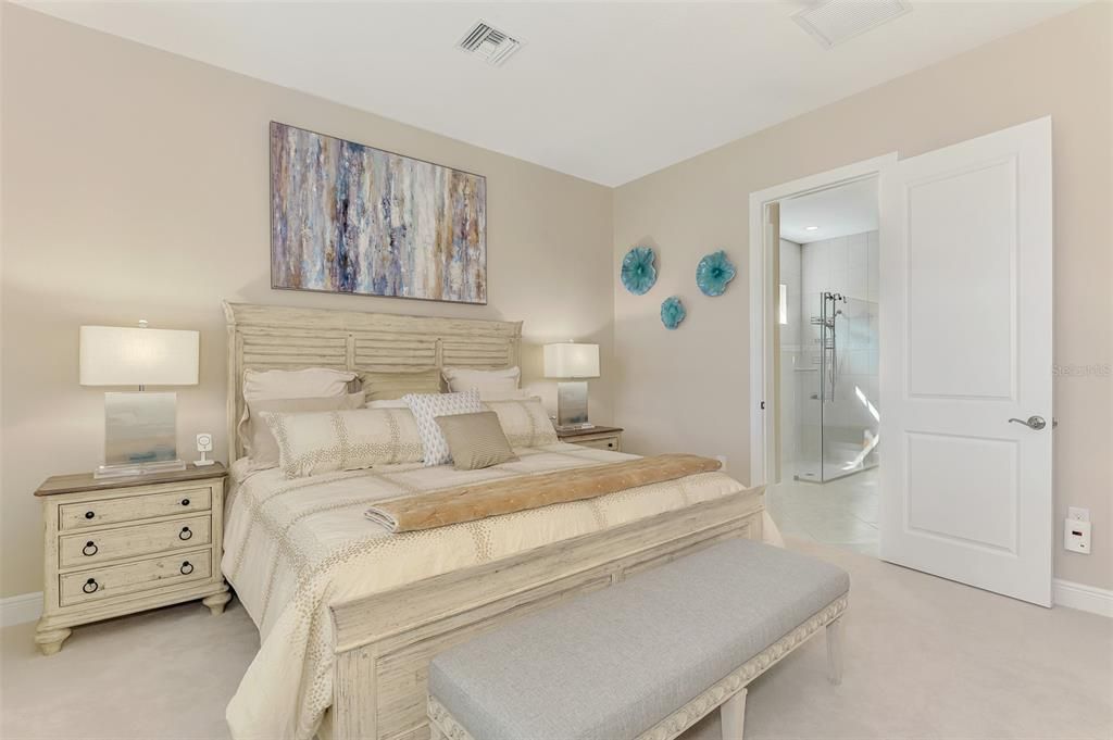 For Sale: $825,000 (3 beds, 3 baths, 2378 Square Feet)