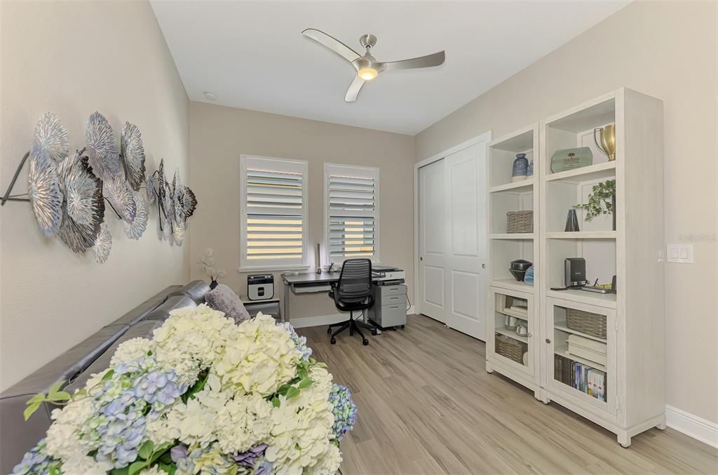 For Sale: $825,000 (3 beds, 3 baths, 2378 Square Feet)