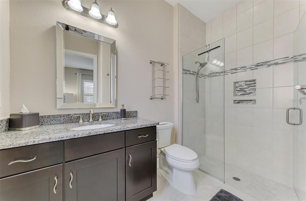 For Sale: $825,000 (3 beds, 3 baths, 2378 Square Feet)