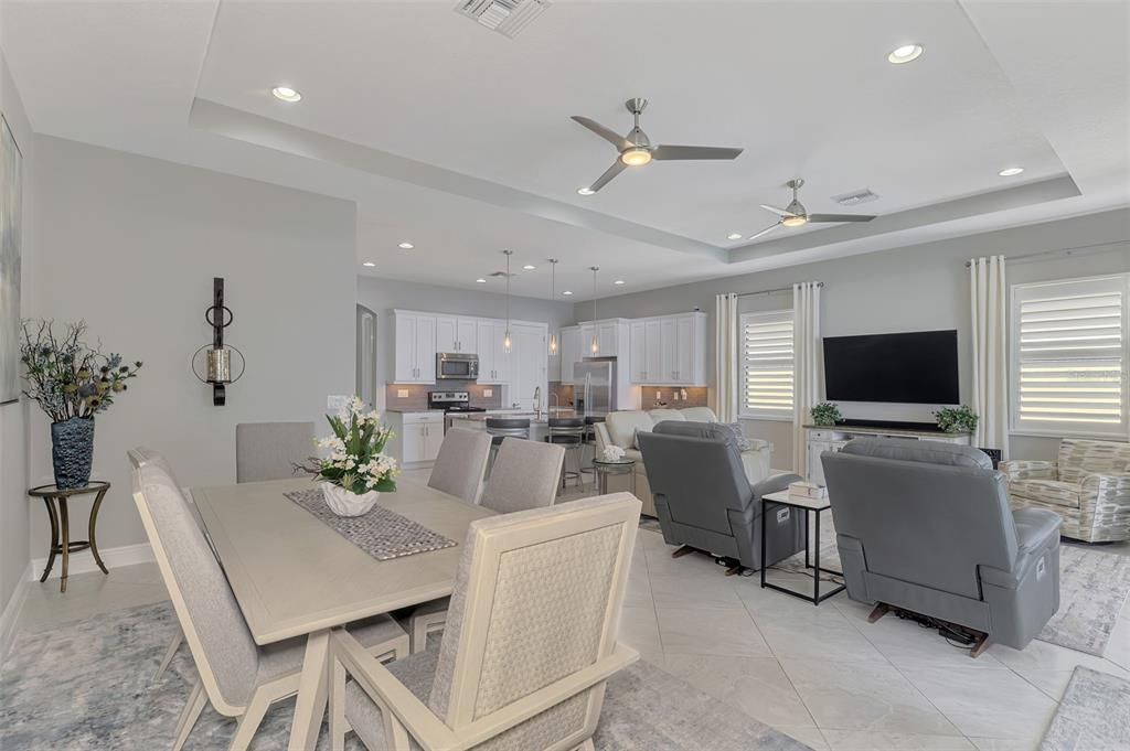 For Sale: $825,000 (3 beds, 3 baths, 2378 Square Feet)