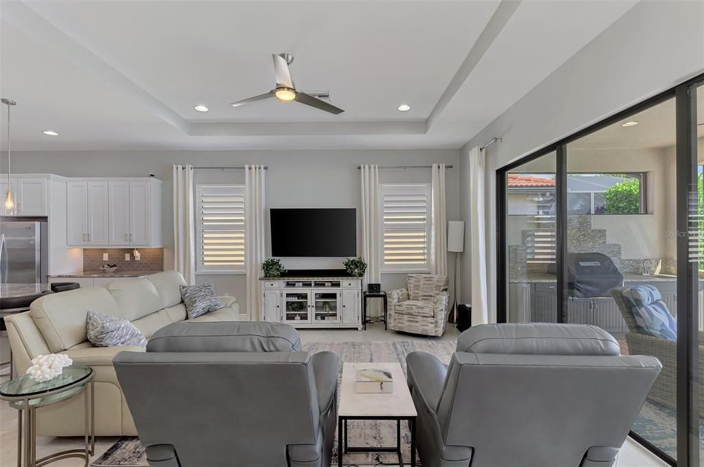 For Sale: $825,000 (3 beds, 3 baths, 2378 Square Feet)