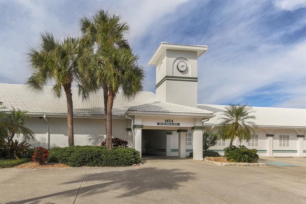 For Sale: $684,000 (3 beds, 3 baths, 2695 Square Feet)