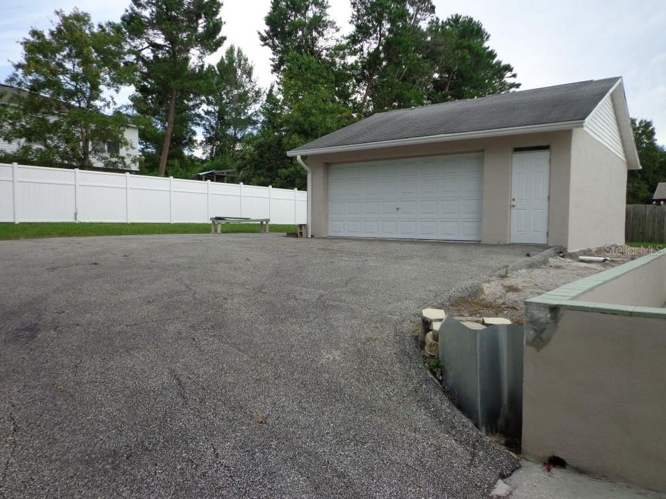 For Rent: $1,795 (3 beds, 2 baths, 1442 Square Feet)