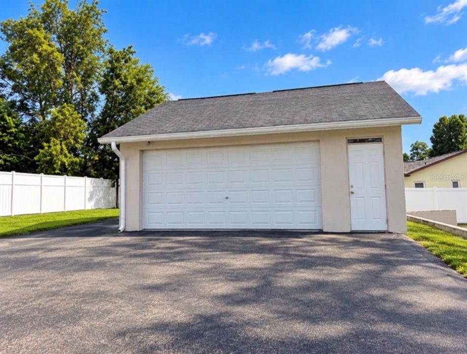 For Rent: $1,795 (3 beds, 2 baths, 1442 Square Feet)