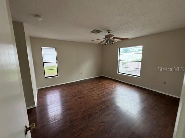 For Rent: $1,795 (3 beds, 2 baths, 1442 Square Feet)