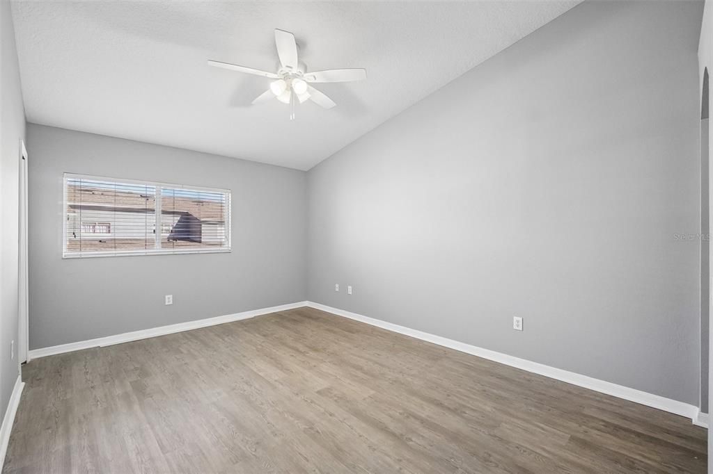 For Sale: $199,000 (3 beds, 2 baths, 1360 Square Feet)