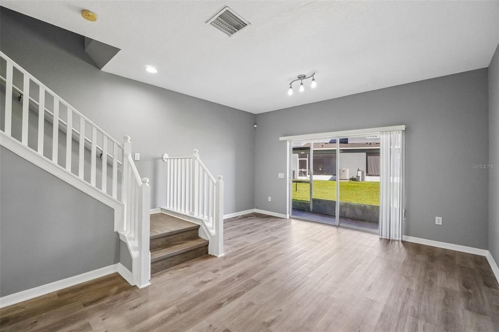 For Sale: $199,000 (3 beds, 2 baths, 1360 Square Feet)