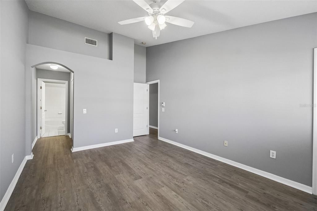 For Sale: $199,000 (3 beds, 2 baths, 1360 Square Feet)