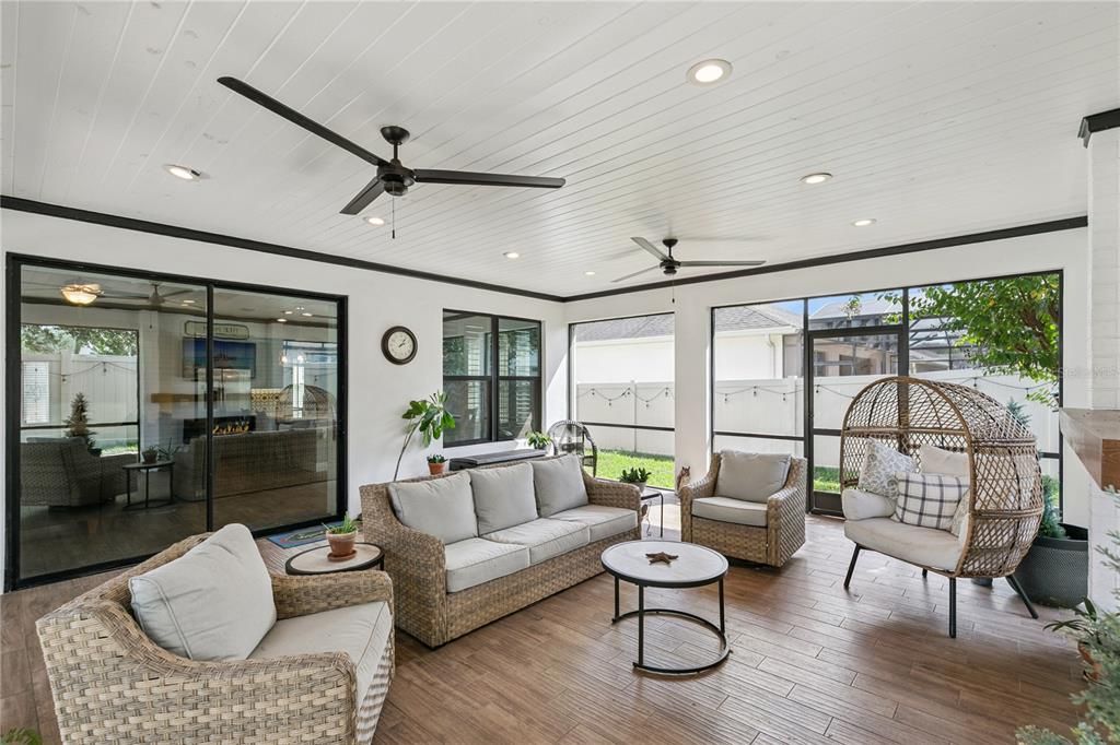 En Venta: $629,900 (3 camas, 2 baños, 2270 Pies cuadrados)