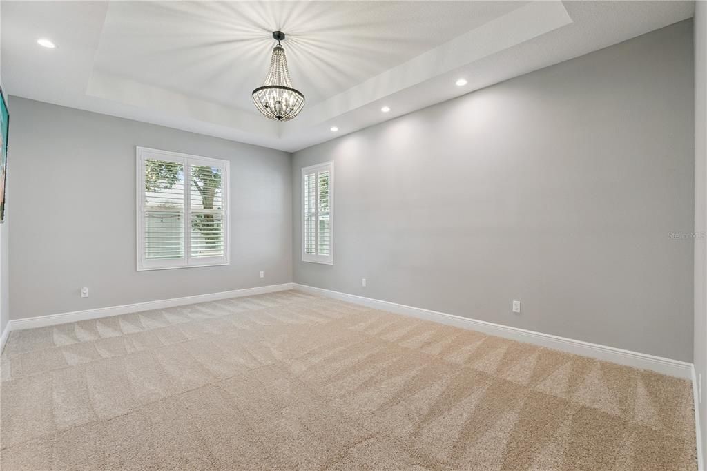 En Venta: $629,900 (3 camas, 2 baños, 2270 Pies cuadrados)