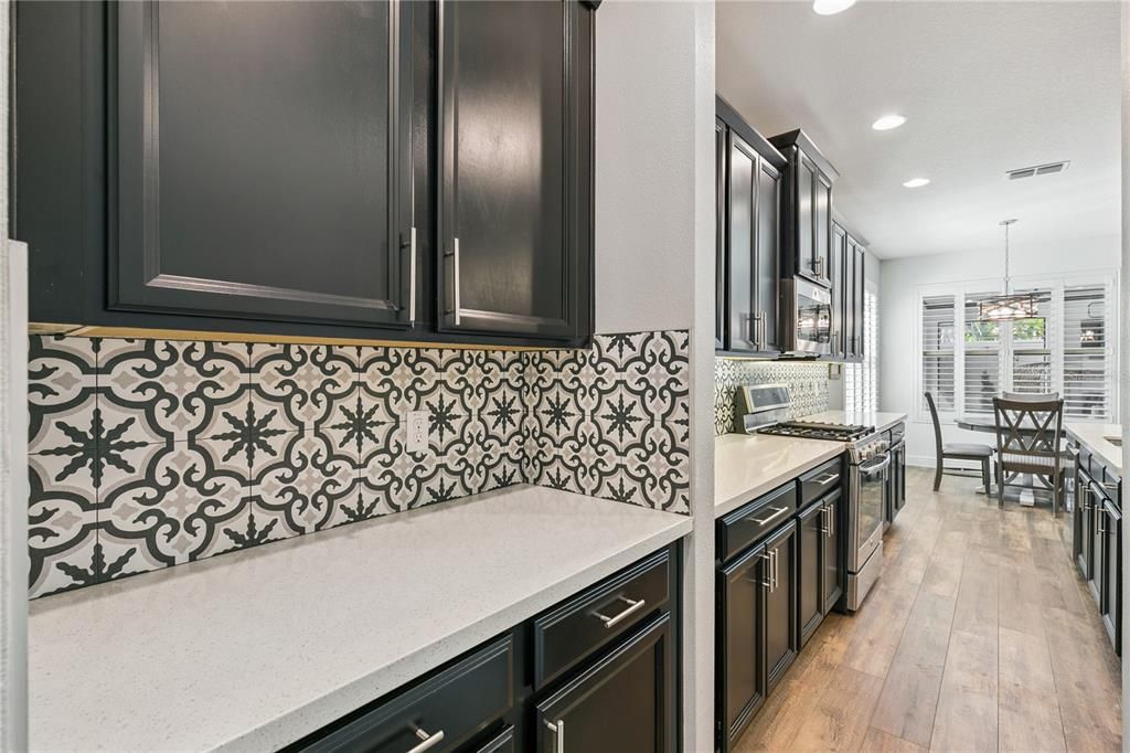 En Venta: $629,900 (3 camas, 2 baños, 2270 Pies cuadrados)