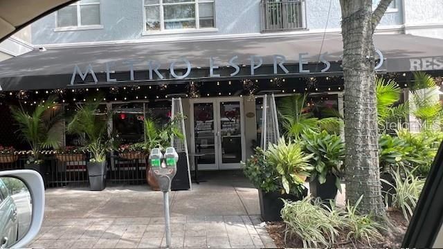 For Rent: $1,200 (1 beds, 1 baths, 408 Square Feet)