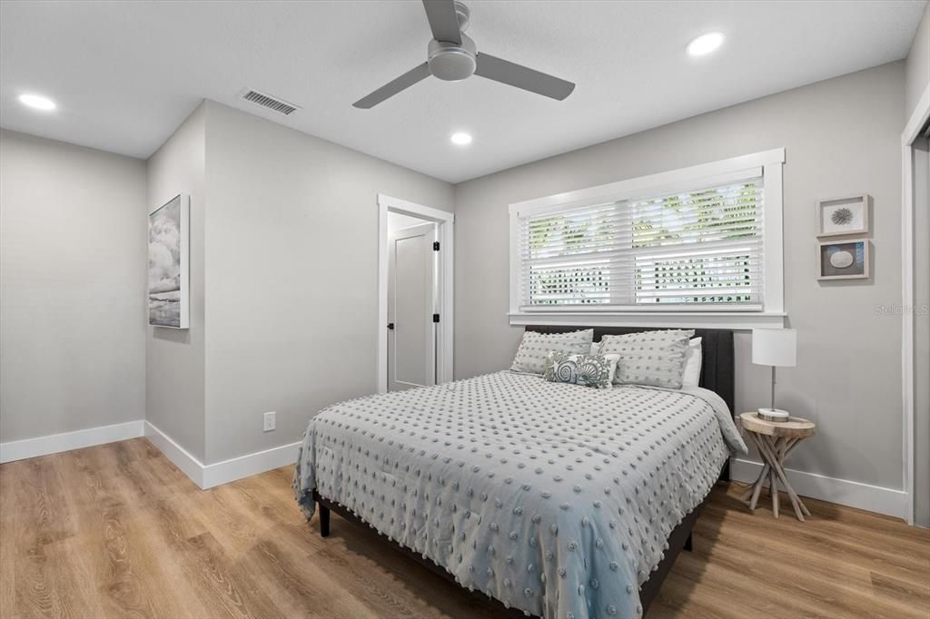 En Venta: $1,495,000 (3 camas, 3 baños, 2137 Pies cuadrados)