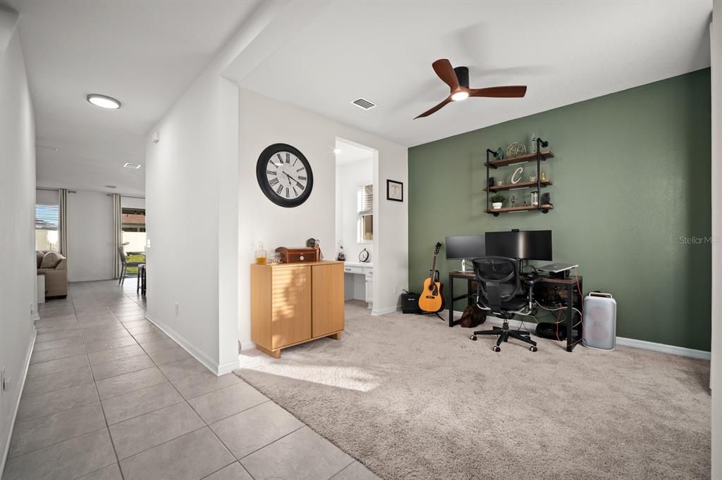 For Sale: $439,000 (4 beds, 3 baths, 2711 Square Feet)