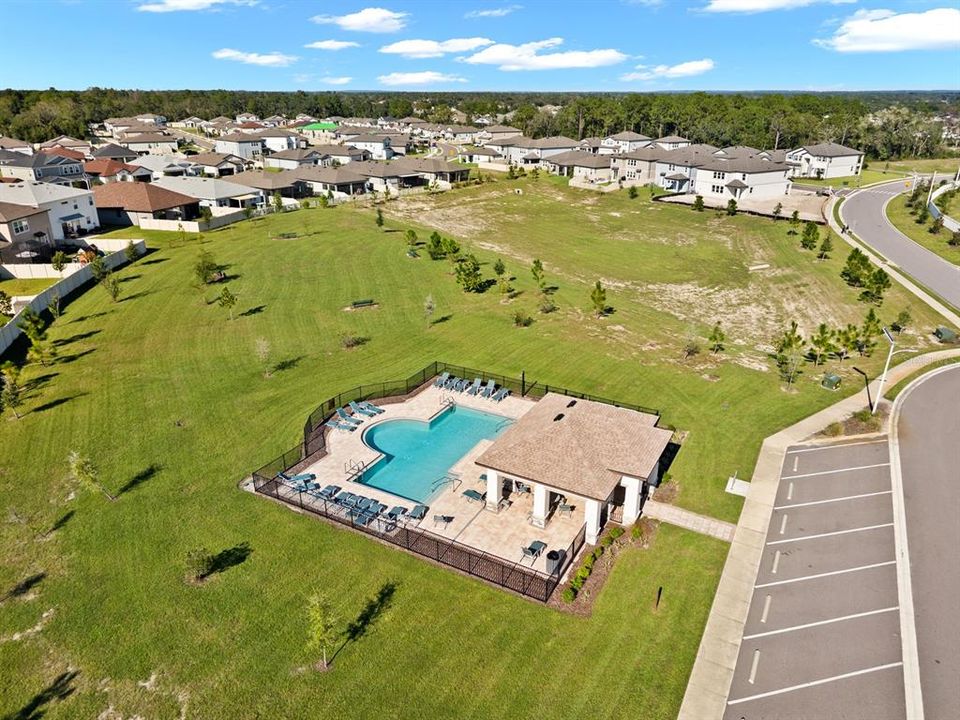 For Sale: $439,000 (4 beds, 3 baths, 2711 Square Feet)