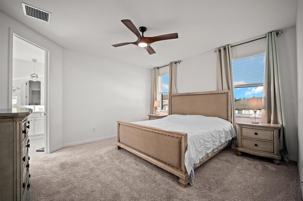 For Sale: $439,000 (4 beds, 3 baths, 2711 Square Feet)