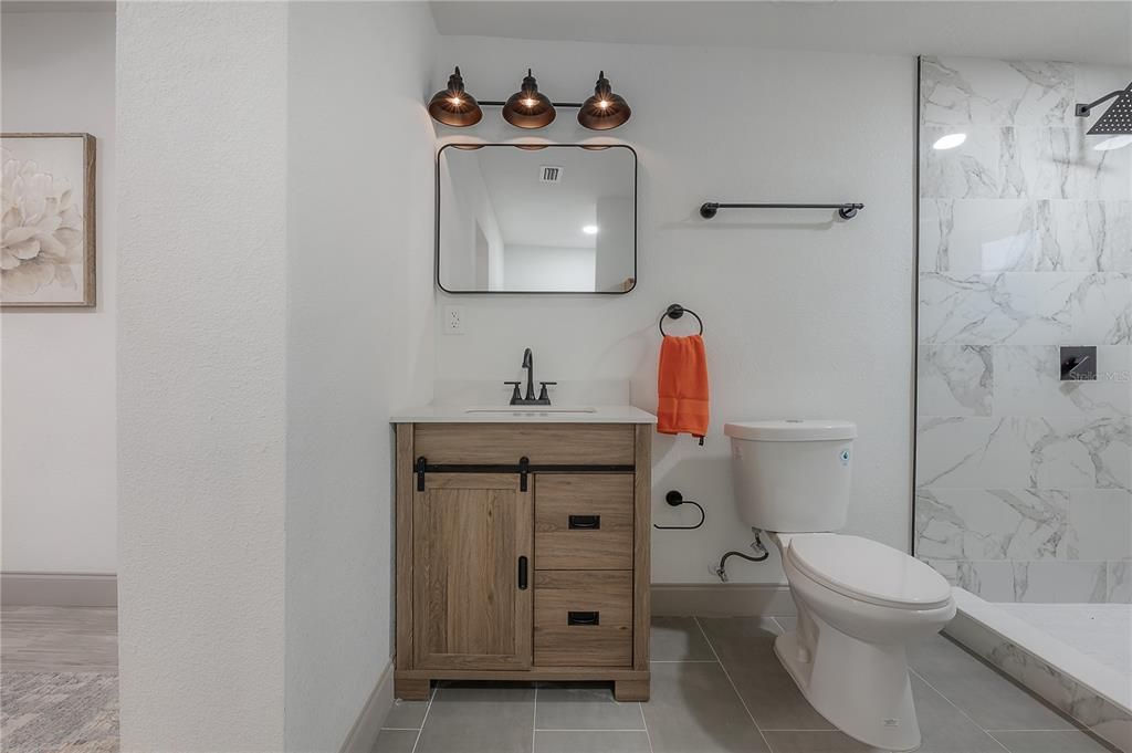 For Sale: $349,000 (2 beds, 2 baths, 1100 Square Feet)