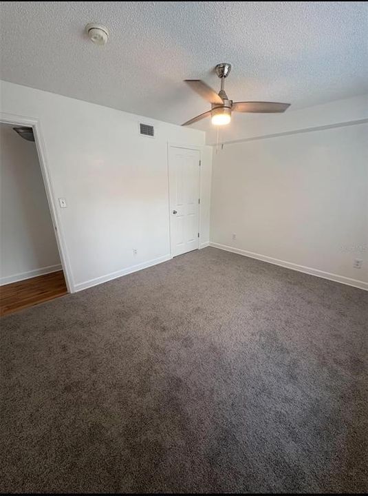 For Sale: $132,000 (1 beds, 1 baths, 636 Square Feet)