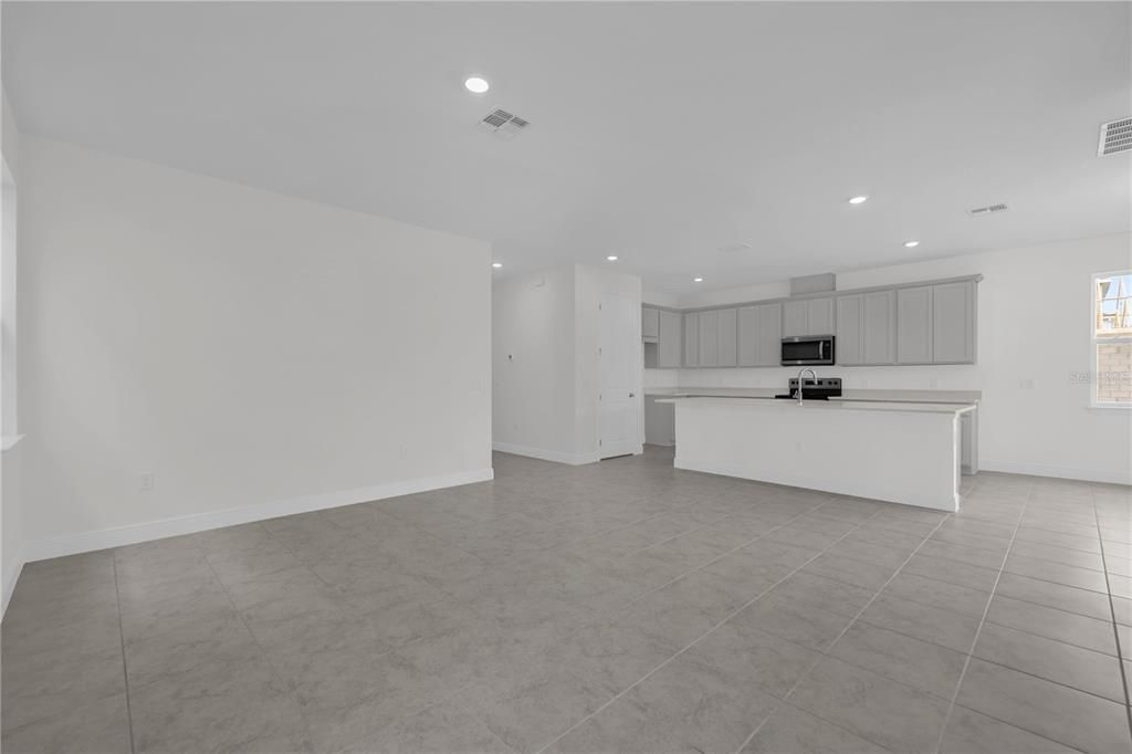 En Renta: $3,650 (4 camas, 2 baños, 2515 Pies cuadrados)
