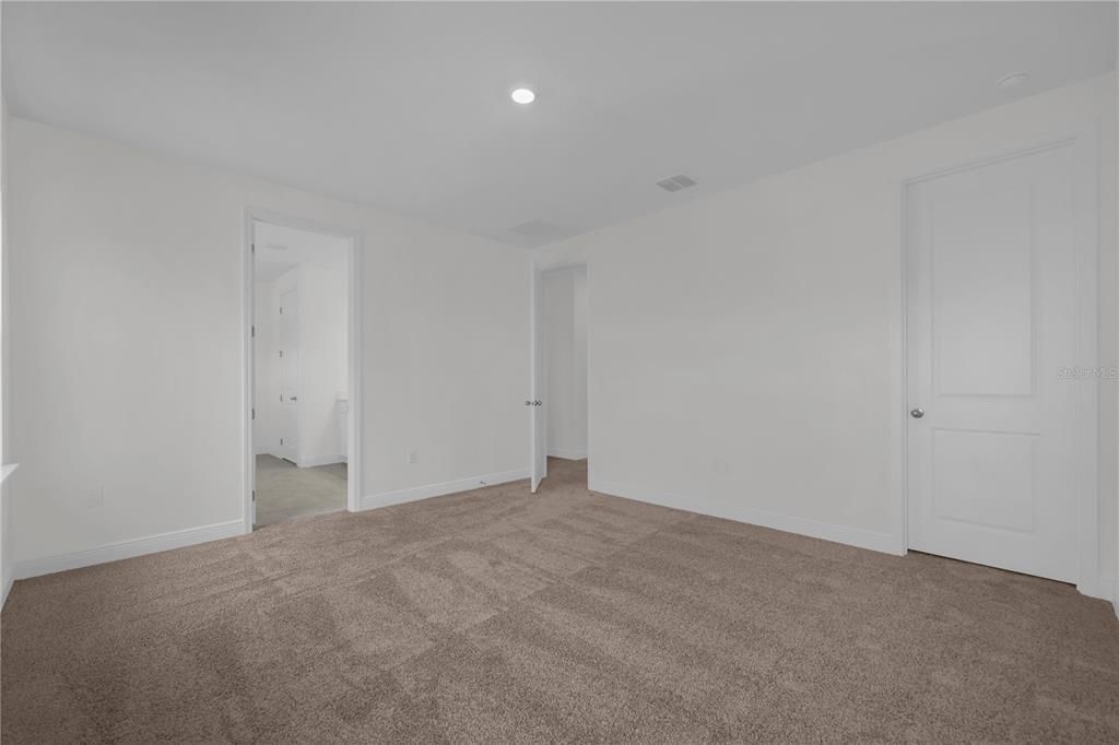 En Renta: $3,650 (4 camas, 2 baños, 2515 Pies cuadrados)