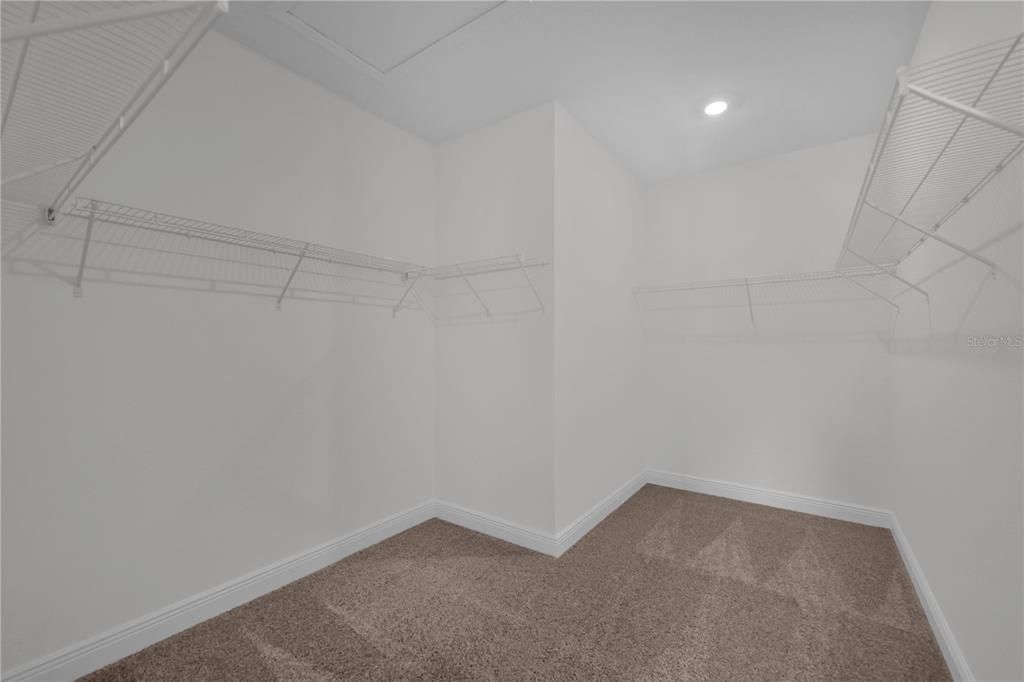 En Renta: $3,650 (4 camas, 2 baños, 2515 Pies cuadrados)