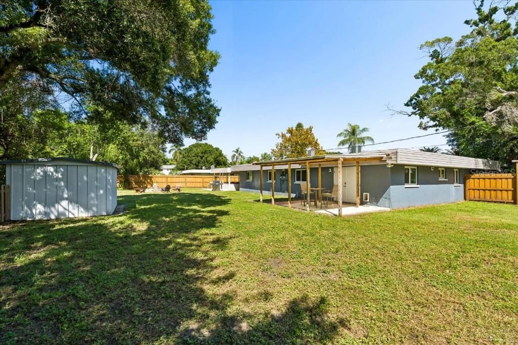 For Sale: $565,000 (4 beds, 2 baths, 2223 Square Feet)