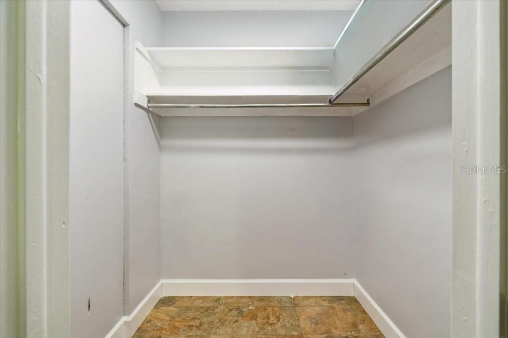 For Sale: $565,000 (4 beds, 2 baths, 2223 Square Feet)