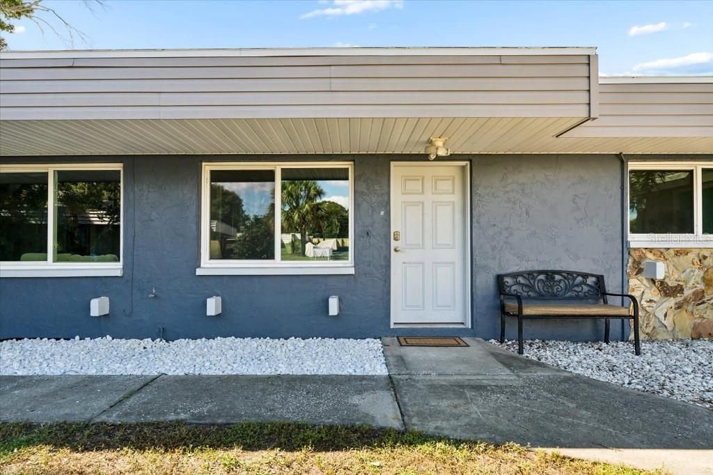 For Sale: $565,000 (4 beds, 2 baths, 2223 Square Feet)