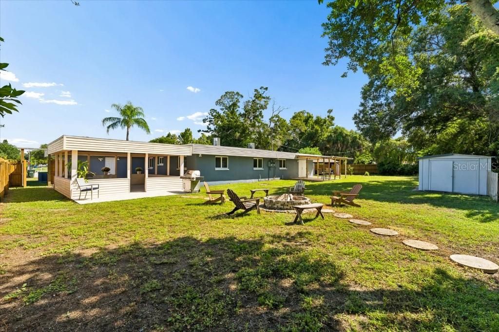 For Sale: $565,000 (4 beds, 2 baths, 2223 Square Feet)