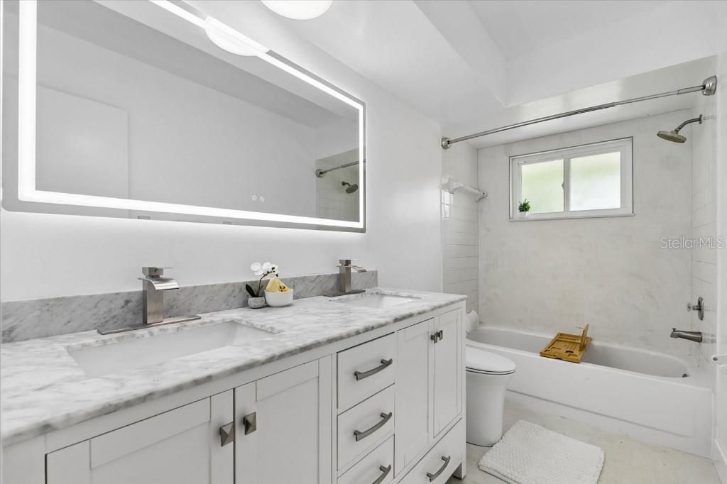 For Sale: $565,000 (4 beds, 2 baths, 2223 Square Feet)