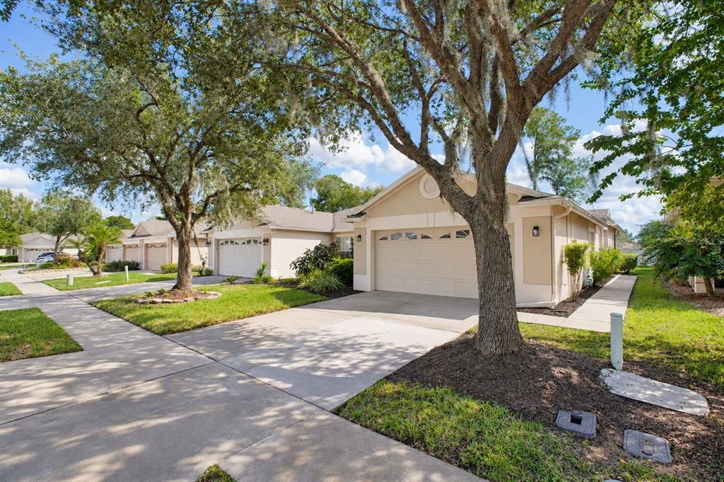 For Sale: $335,000 (3 beds, 2 baths, 1546 Square Feet)