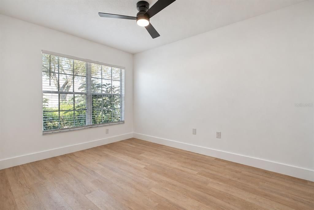 For Sale: $335,000 (3 beds, 2 baths, 1546 Square Feet)