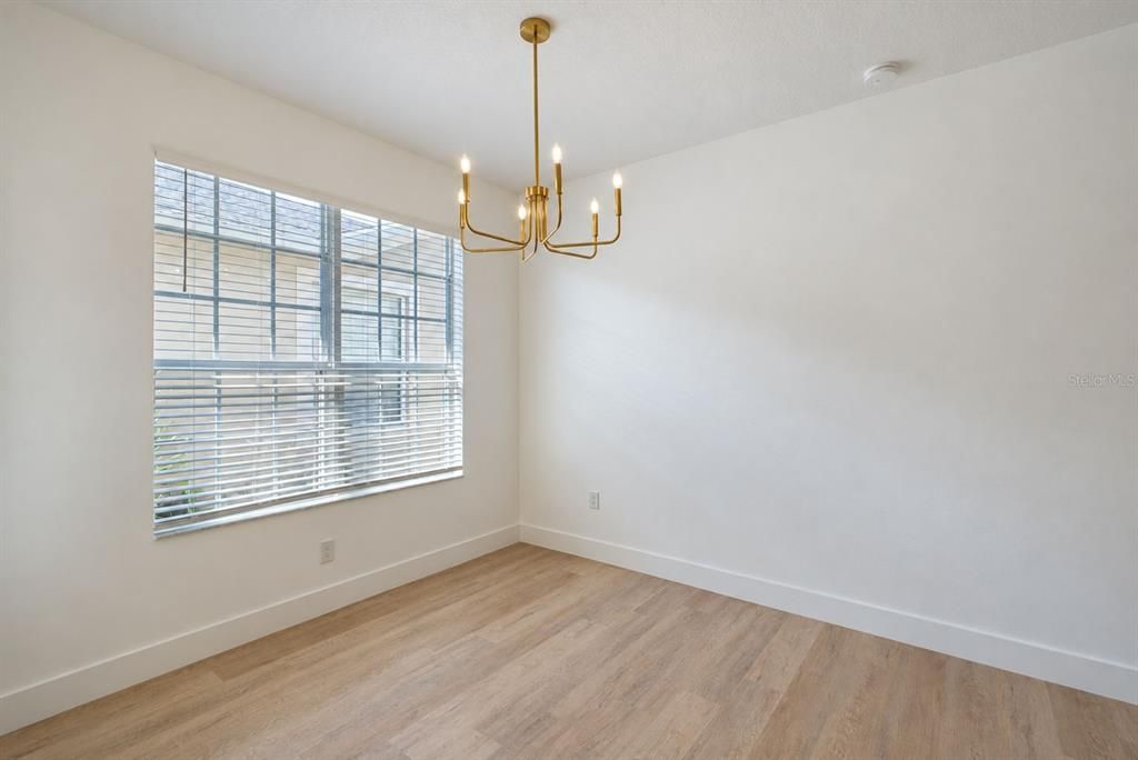 For Sale: $335,000 (3 beds, 2 baths, 1546 Square Feet)