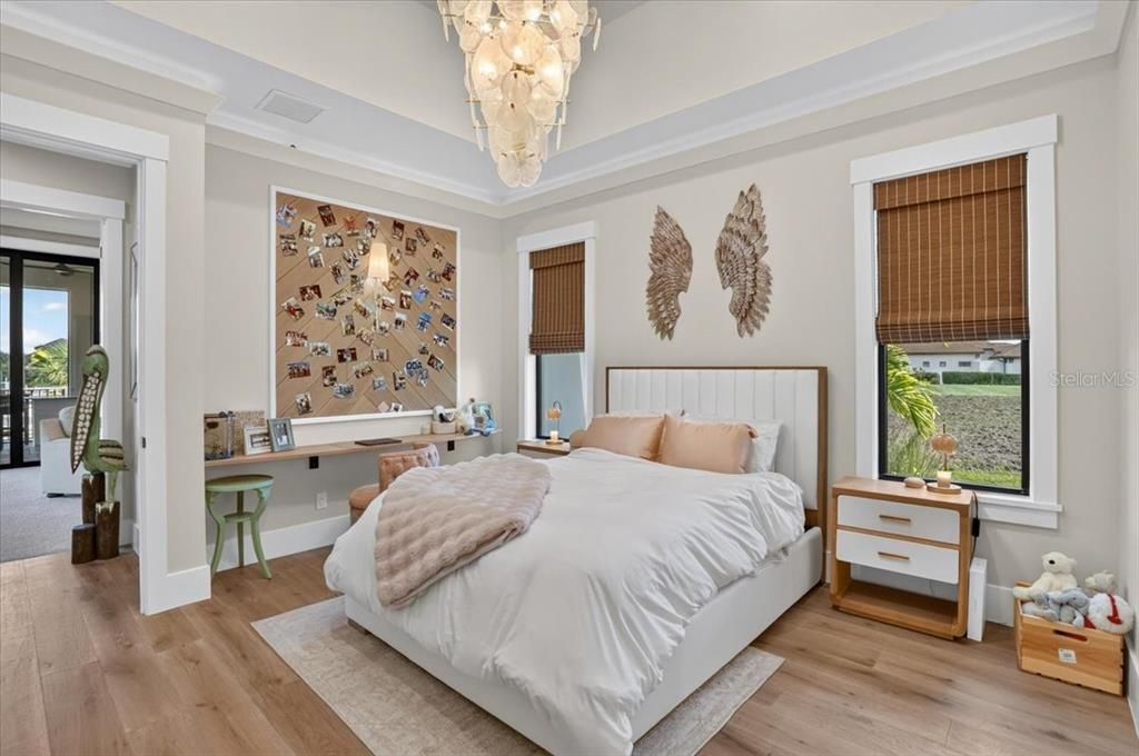 For Sale: $3,395,000 (3 beds, 3 baths, 3324 Square Feet)
