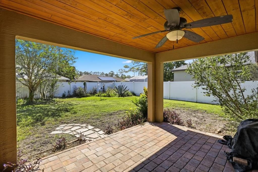 En Venta: $284,900 (3 camas, 2 baños, 2020 Pies cuadrados)