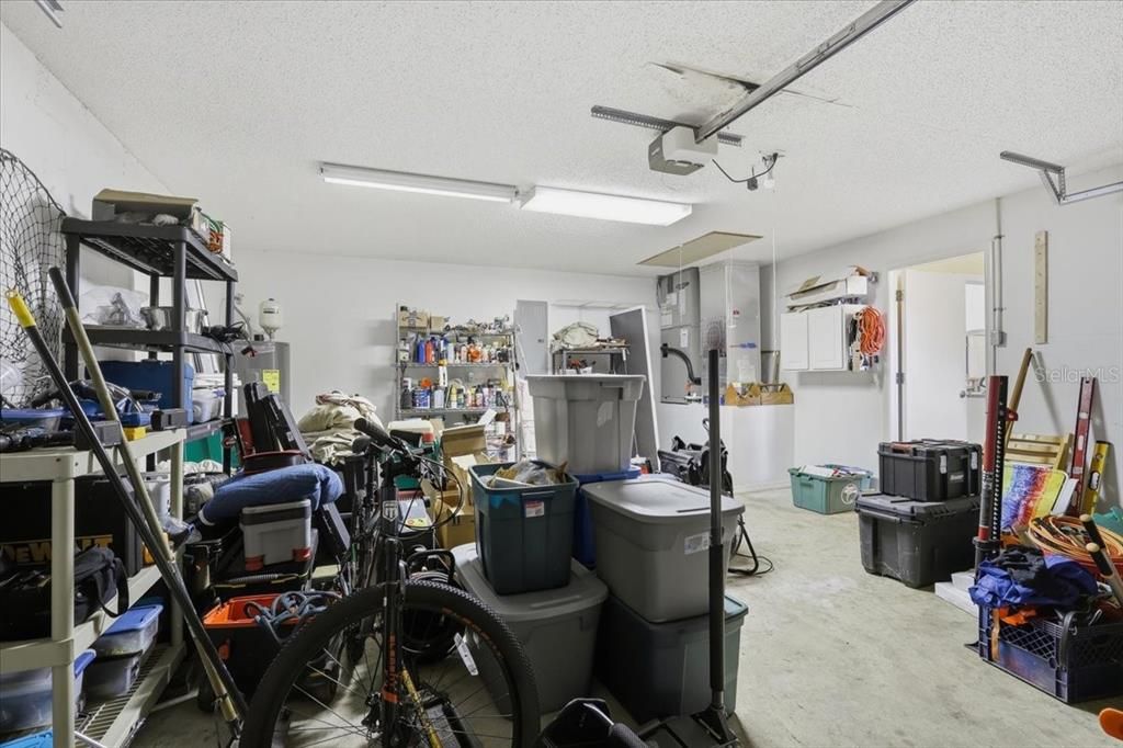 En Venta: $284,900 (3 camas, 2 baños, 2020 Pies cuadrados)