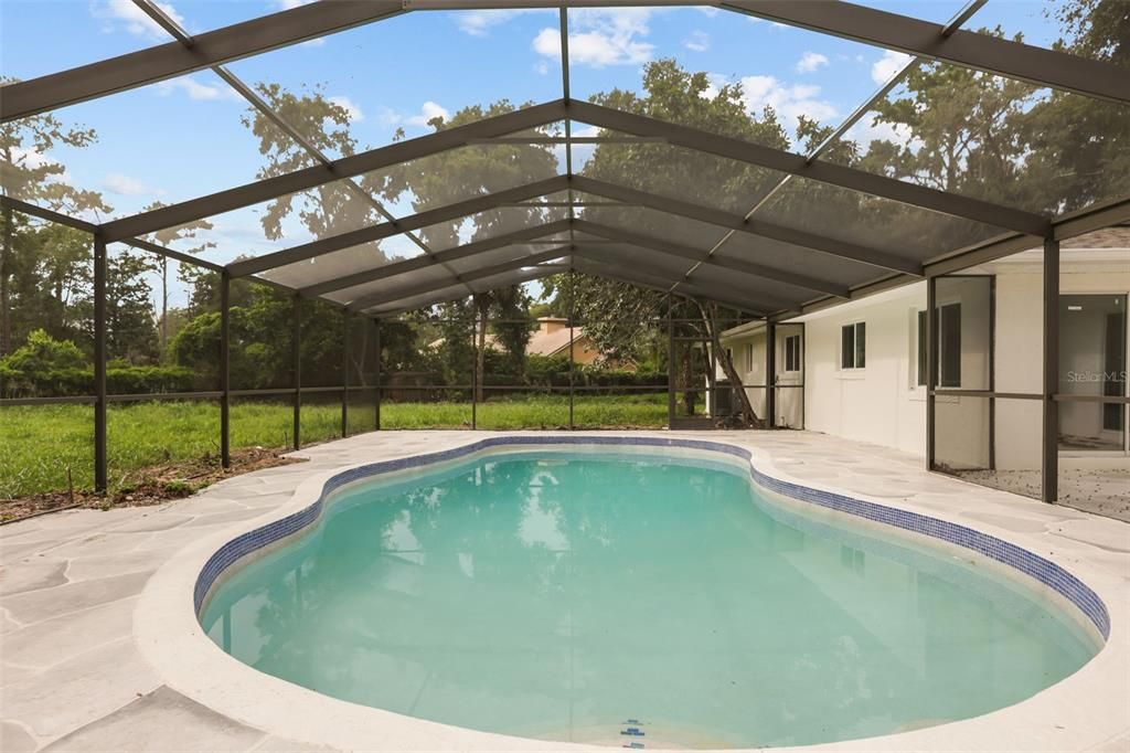 For Sale: $810,000 (4 beds, 2 baths, 2192 Square Feet)