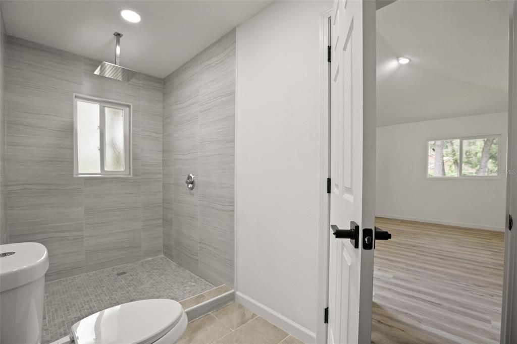 For Sale: $810,000 (4 beds, 2 baths, 2192 Square Feet)