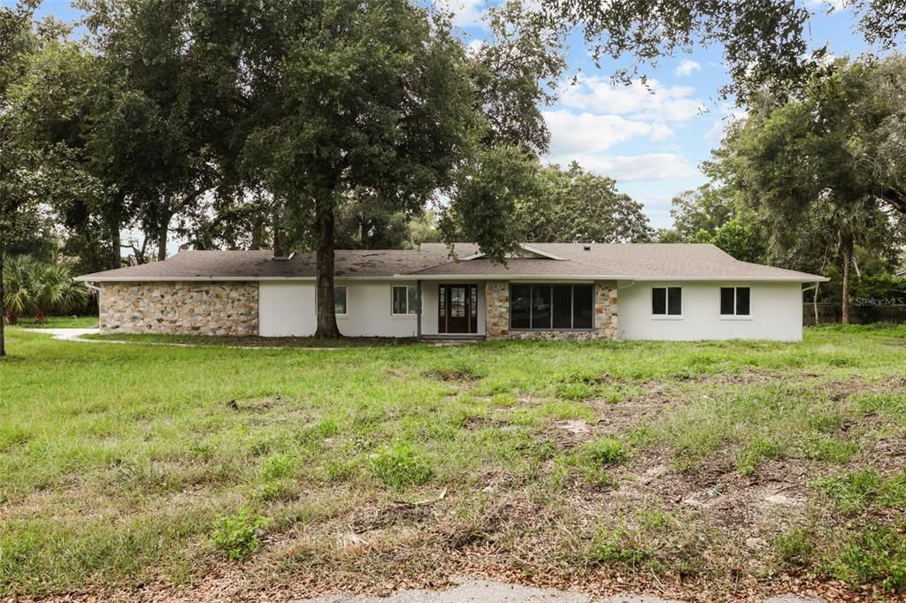 For Sale: $810,000 (4 beds, 2 baths, 2192 Square Feet)