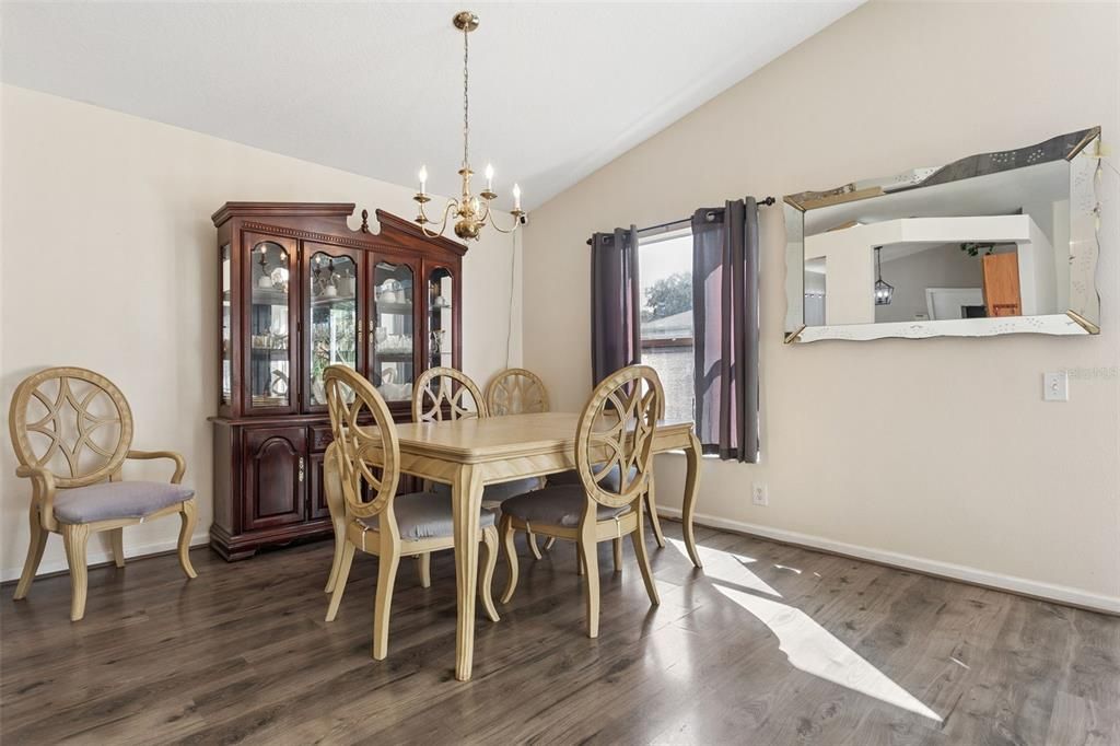 For Sale: $299,900 (3 beds, 2 baths, 1507 Square Feet)