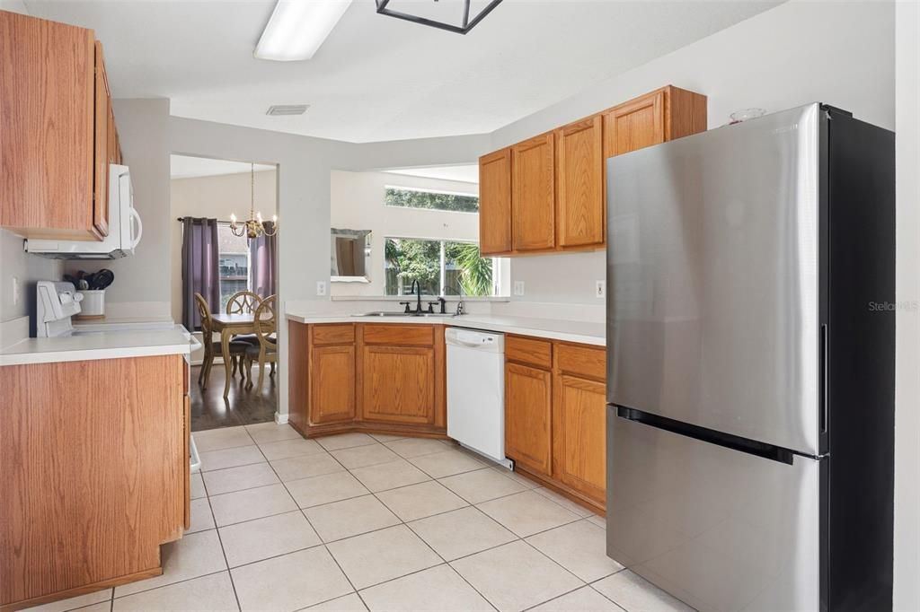 For Sale: $299,900 (3 beds, 2 baths, 1507 Square Feet)