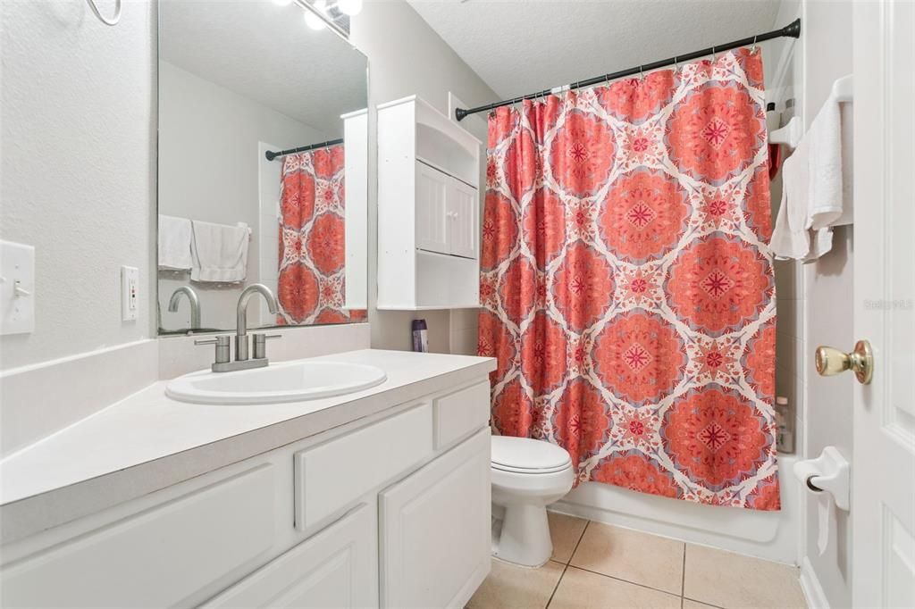 For Sale: $299,900 (3 beds, 2 baths, 1507 Square Feet)