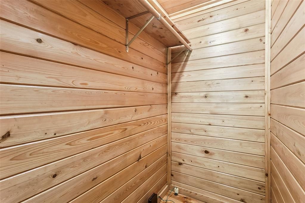 На продажу: $450,000 (2 спален, 1 ванн, 1440 Квадратных фут)