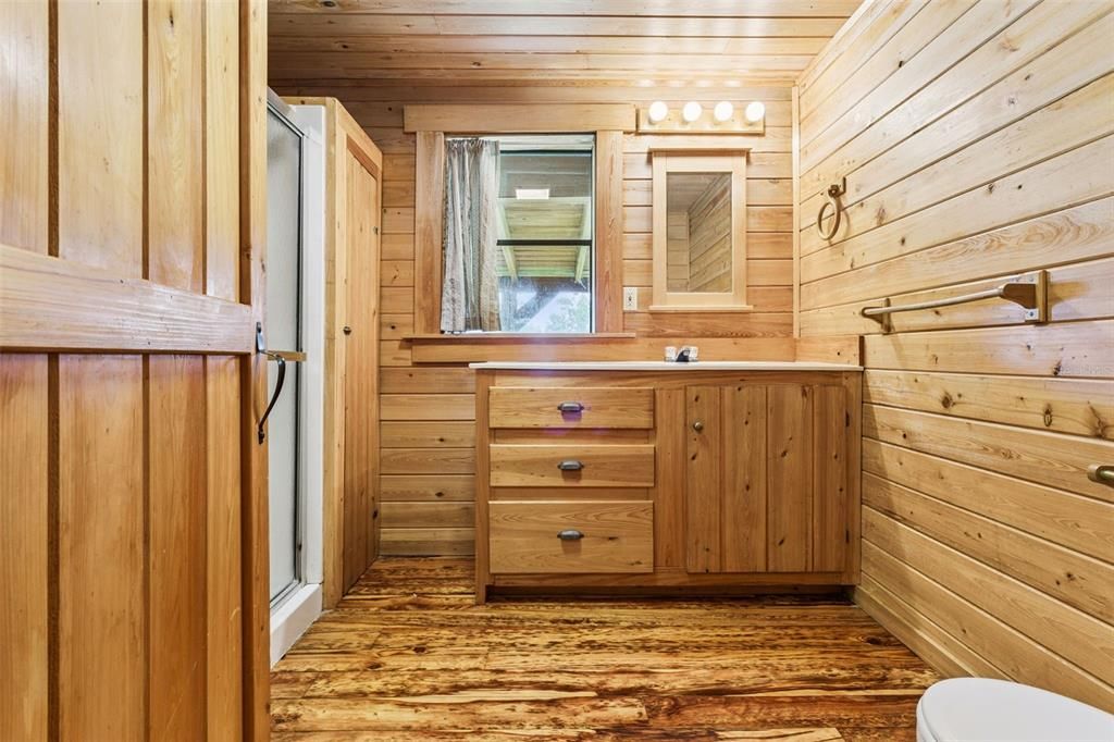 На продажу: $450,000 (2 спален, 1 ванн, 1440 Квадратных фут)
