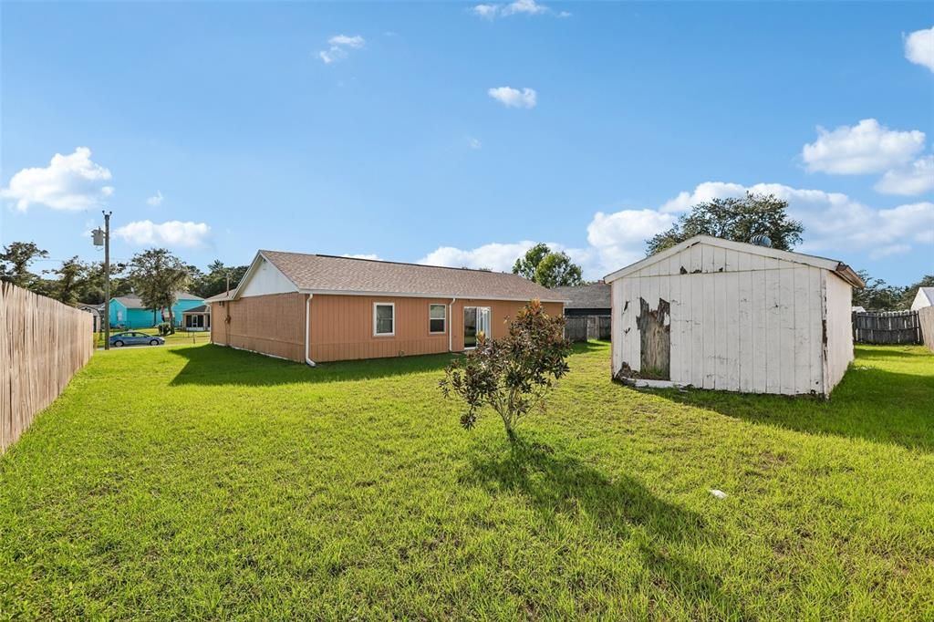 For Sale: $260,000 (3 beds, 2 baths, 1268 Square Feet)